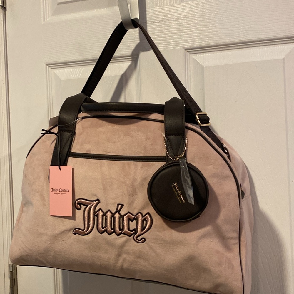BNWT JUICY COUTURE Queen of Everything Weekender Duffle in Dusty Blush Pink